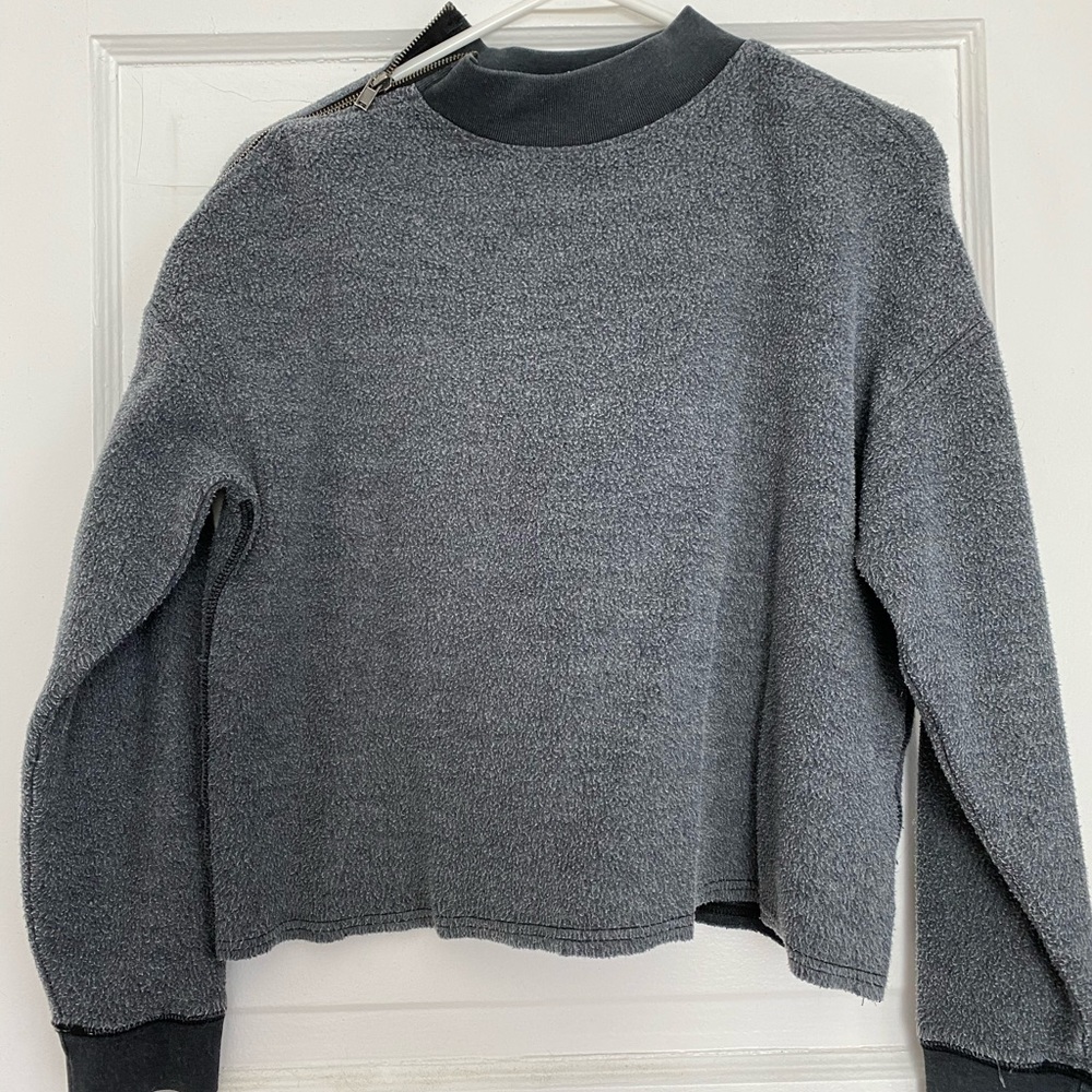 Cropped American Eagle Sweater